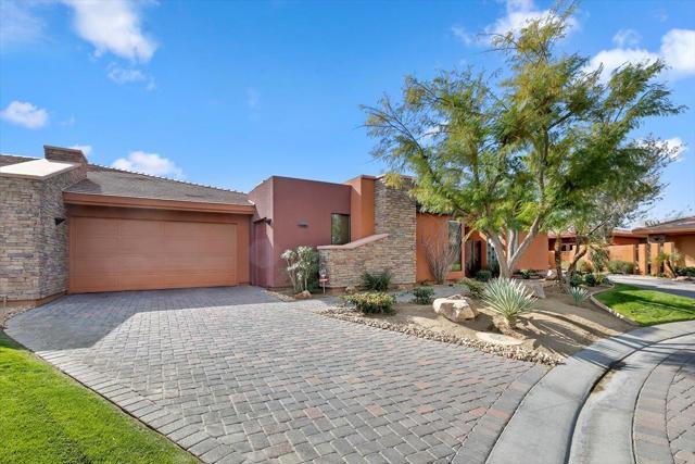 79965 Del Sol A Sol, La Quinta CA: https://media.crmls.org/mediaz/16bffd35-866d-4c04-8031-1d9464d2d535.jpg
