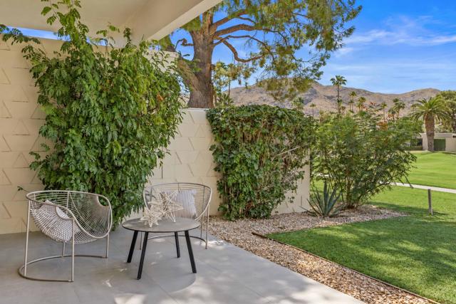 80 Lakeview Drive, Palm Springs, CA 92264