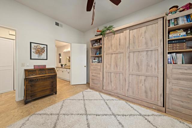 54121 Oakhill, La Quinta CA: https://media.crmls.org/mediaz/16c15499-a744-429b-a57a-1c42b773bb22.jpg