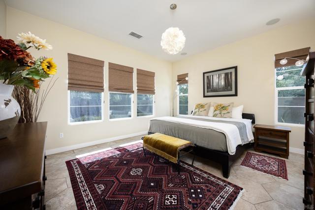 7152 Sitio Corazon, Carlsbad CA: https://media.crmls.org/mediaz/16c15e72-c05c-4f0e-84cd-6a2bad585b4d.jpg