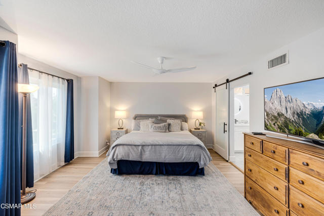 12147 Alder Grove Street, Moorpark CA: https://media.crmls.org/mediaz/16c3004f-6550-46a7-8294-45bb2f40b367.jpg