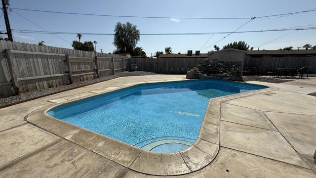 43700 Buena Circle, Palm Desert, CA 92260