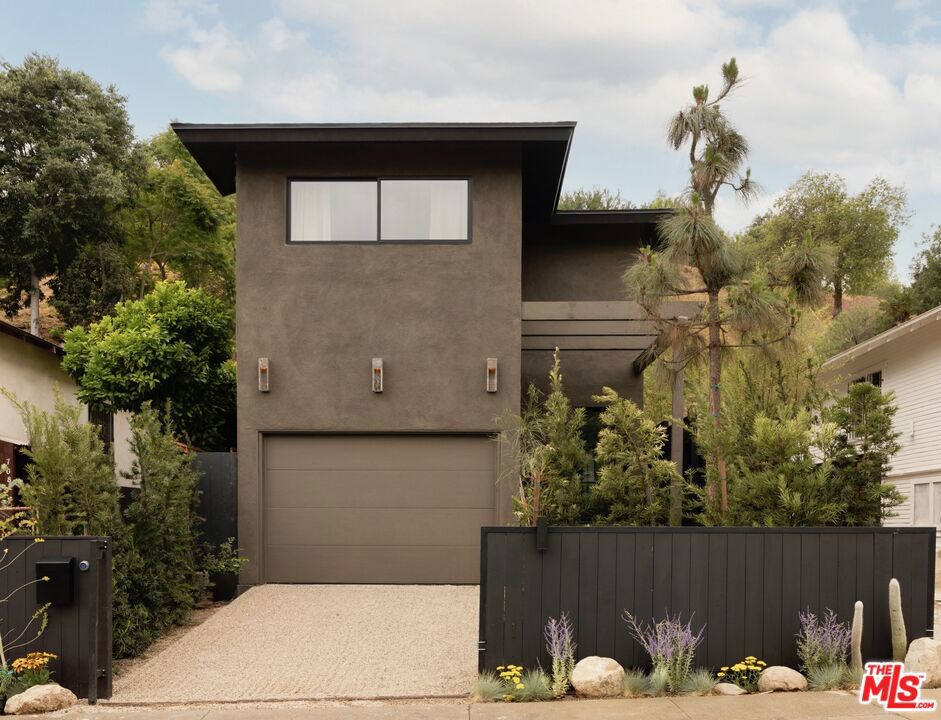 710 Amador Street