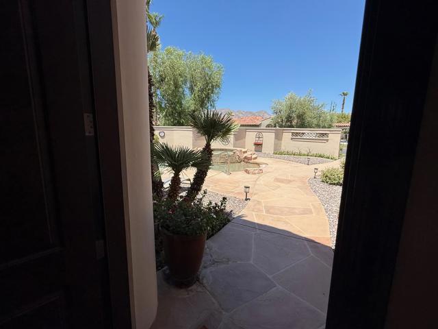 79765 Tangelo, La Quinta CA: https://media.crmls.org/mediaz/16c445aa-3805-4489-b72d-98c8928bbaea.jpg