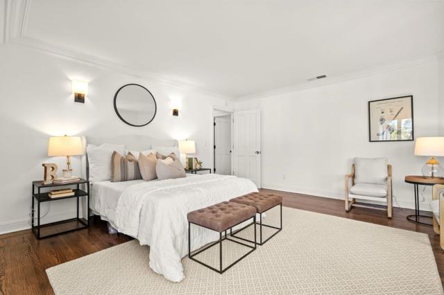 760 Chateau Drive, Hillsborough CA: https://media.crmls.org/mediaz/16c4ab2d-0df9-4910-abd1-dc84ee83e086.jpg