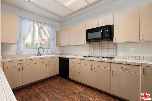 5350 Sepulveda Boulevard, 13 photo 6