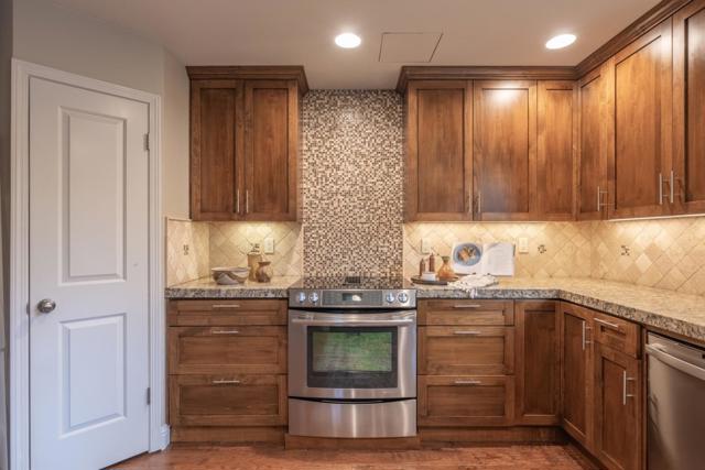 9904 Club Place, Carmel CA: https://media.crmls.org/mediaz/16c68bb8-d74d-444d-b335-21b7b6fa3aa4.jpg