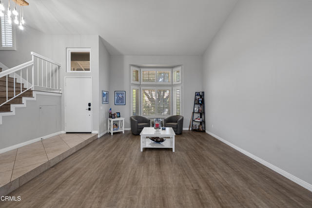 8984 Santa Margarita Road, Ventura CA: https://media.crmls.org/mediaz/16c949fa-5fe3-4939-94cd-e9d157f7081a.jpg