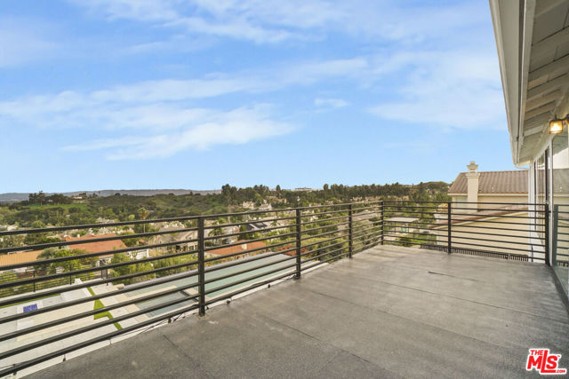 Image 34 of 63 For 17764 Sidwell Street