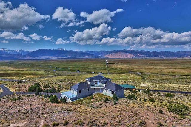 350 Aspen Lane, Bridgeport CA: https://media.crmls.org/mediaz/16cb544c-0c07-42d0-a66f-c0f7dd9fc2f0.jpg