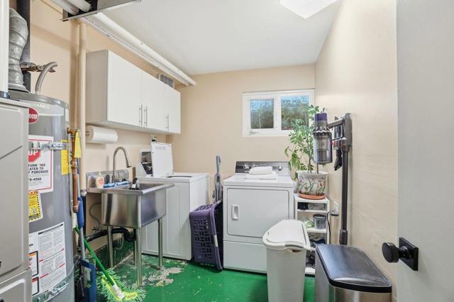 312 Alta Mesa Drive, South San Francisco CA: https://media.crmls.org/mediaz/16cb74ac-87db-4a80-9c8f-cedbebeba5ff.jpg