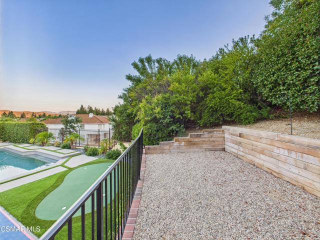 29650 Kimberly Drive, Agoura Hills CA: https://media.crmls.org/mediaz/16cb8007-5de9-49d2-82bc-0203a0dc8987.jpg