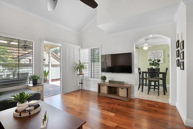 731 Edgewater Dr, Chula Vista CA: https://media.crmls.org/mediaz/16cd6e2d-922a-4253-b220-a7bb04eda149.jpg