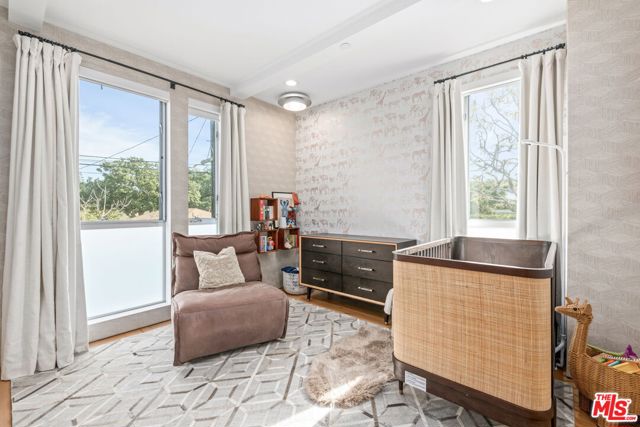 2736 Armacost Avenue, Los Angeles CA: https://media.crmls.org/mediaz/16cdbd0e-7b4a-4a33-b244-7bb43a089a4b.jpg