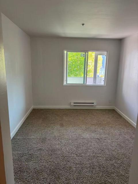 6400 Christie Avenue, Emeryville CA: https://media.crmls.org/mediaz/16ce64c5-d662-426c-abe0-754b6ed24627.jpg