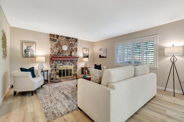 6508 Circle Hill Drive, San Jose CA: https://media.crmls.org/mediaz/16ce662e-3d0d-443d-a918-65c20a86133c.jpg