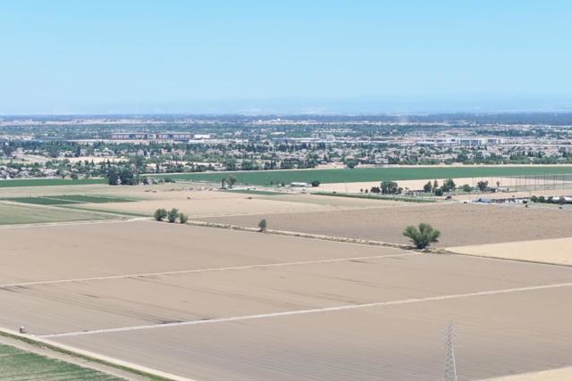 0 El Centro Road, Sacramento CA: https://media.crmls.org/mediaz/16cea71f-41bd-4abd-aea8-8fc6903121b0.jpg