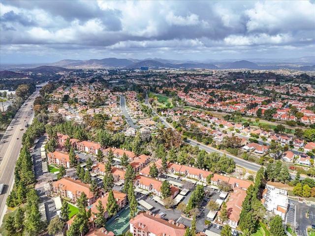 12059 Alta Carmel Ct, San Diego CA: https://media.crmls.org/mediaz/16cebf86-0bca-436b-9b91-4b3643c2ca9f.jpg