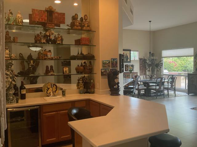 37810 Pineknoll Avenue, Palm Desert CA: https://media.crmls.org/mediaz/16cf320c-61dd-44f6-9f05-11a7f24708e7.jpg