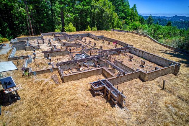 1374 Weston Ridge Road, Scotts Valley CA: https://media.crmls.org/mediaz/16d068b7-e88a-47b2-bb58-fbb26ce9a494.jpg