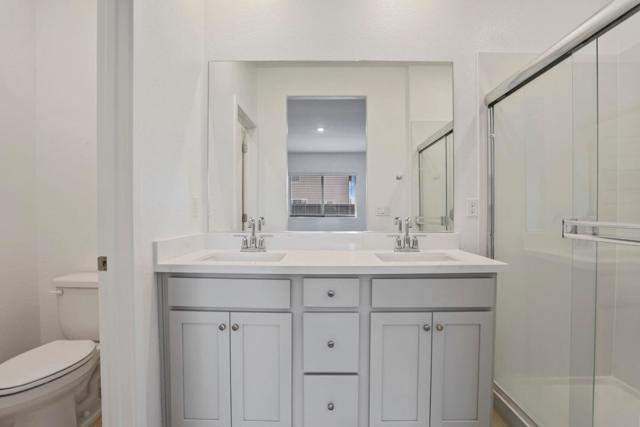 7200 Robins Cove Drive, Stockton CA: https://media.crmls.org/mediaz/16d12a27-7103-467f-87c0-6e1a2a16bdb3.jpg