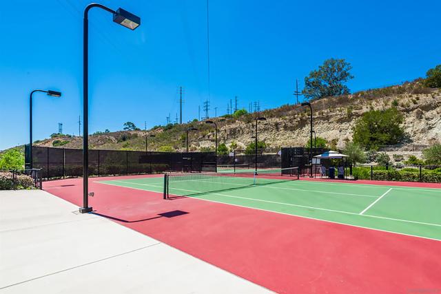 2788 Villas Way, San Diego CA: https://media.crmls.org/mediaz/16d169b0-8585-4e89-98df-a83b054f7c2f.jpg