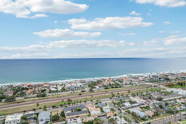 1906 08 S Broadway, Oceanside CA: https://media.crmls.org/mediaz/16d1f23d-9ef4-4386-ba3f-6c21b292285a.jpg