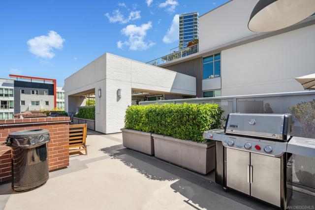 253 10Th Ave, San Diego CA: https://media.crmls.org/mediaz/16d203e4-4919-43b3-b010-6e26218ca31f.jpg
