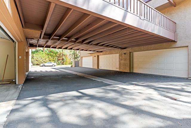 Detail Gallery Image 31 of 44 For 5940 Mission Center Rd #C,  San Diego,  CA 92123 - 2 Beds | 2/1 Baths
