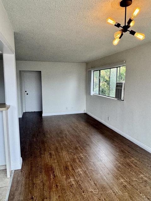 1217 S Ogden Drive, Los Angeles CA: https://media.crmls.org/mediaz/16d2e246-b098-4ff0-b910-753e29cceb58.jpg