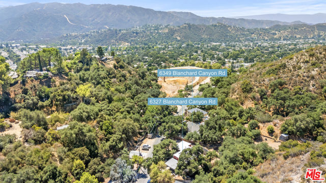 6349 Blanchard Canyon Road, Tujunga CA: https://media.crmls.org/mediaz/16d3404d-0058-4545-8960-24d9b6962b86.jpg