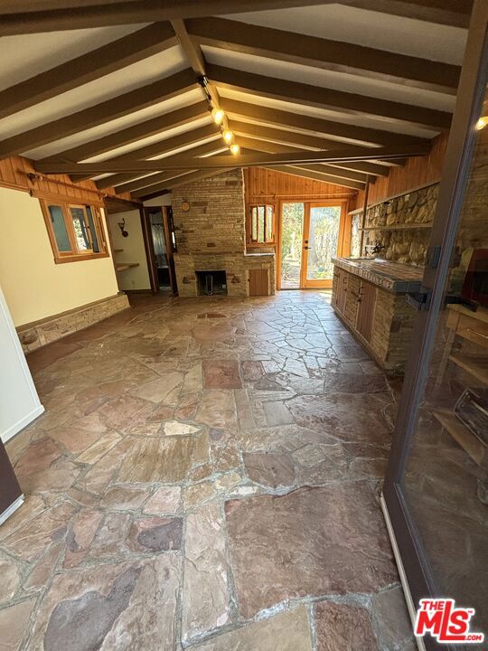 2033 Corral Canyon Road, Malibu CA: https://media.crmls.org/mediaz/16d59866-8126-4618-9b39-b30b11e35c69.jpg