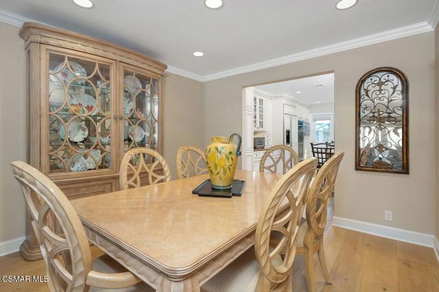 1495 N View Drive, Westlake Village CA: https://media.crmls.org/mediaz/16d6e739-4487-4a8c-a063-9e3eb6c65209.jpg