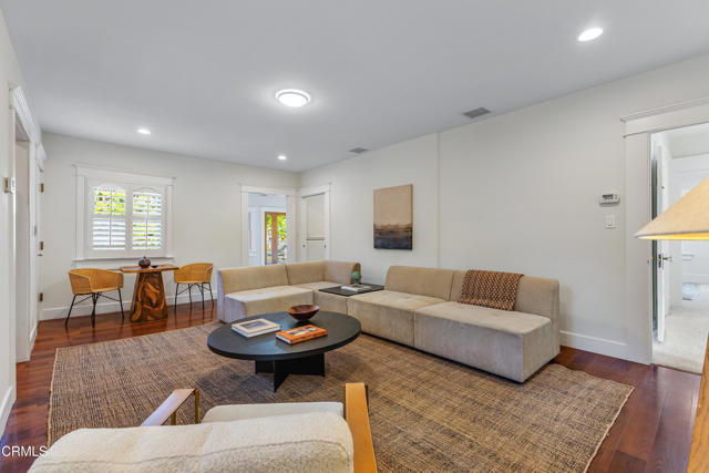 1954 Primrose Avenue, South Pasadena CA: https://media.crmls.org/mediaz/16d84438-238d-4219-a821-70efdac1cb32.jpg