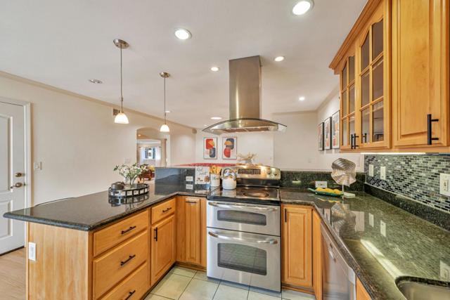 5007 Grimsby Drive, San Jose CA: https://media.crmls.org/mediaz/16d85ae7-e75e-43dd-855d-43917a61f5c3.jpg