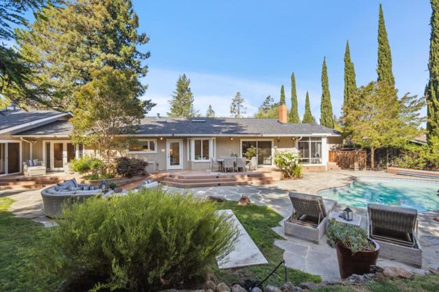 822 Mesa Court, Palo Alto CA: https://media.crmls.org/mediaz/16d884dc-de4e-453c-a026-a9e12ddf6e31.jpg