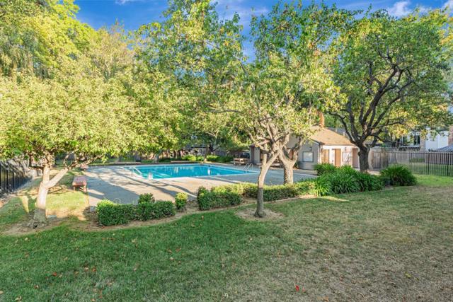 2559 Lancaster Court, Santa Clara CA: https://media.crmls.org/mediaz/16d8e7cc-842a-4e23-a7e6-7e7f0f42af56.jpg