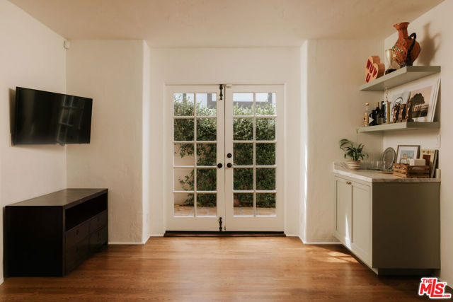 144 Mabery Road photo 12
