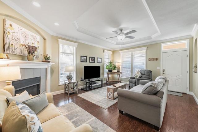 1085 Tasman Drive, Sunnyvale CA: https://media.crmls.org/mediaz/16dae41f-46b3-420a-91a0-3079107a531b.jpg