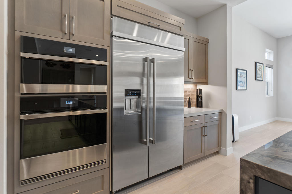 MLS #219136211DA image #4