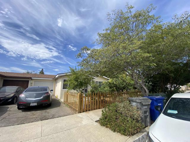Detail Gallery Image 1 of 28 For 1746 Fairdale Ave, Escondido,  CA 92027 - 2 Beds | 1 Baths