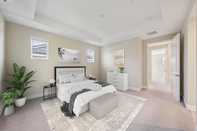 1305 Sunningdale Lane, Fairfield CA: https://media.crmls.org/mediaz/16de1594-3cf7-48d1-96bd-d2f2a82e0fb9.jpg