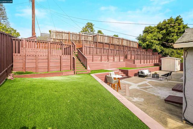 2951 Estates Ave, Pinole CA: https://media.crmls.org/mediaz/16deab4d-1696-43e8-ab25-20b3dcc4fab4.jpg