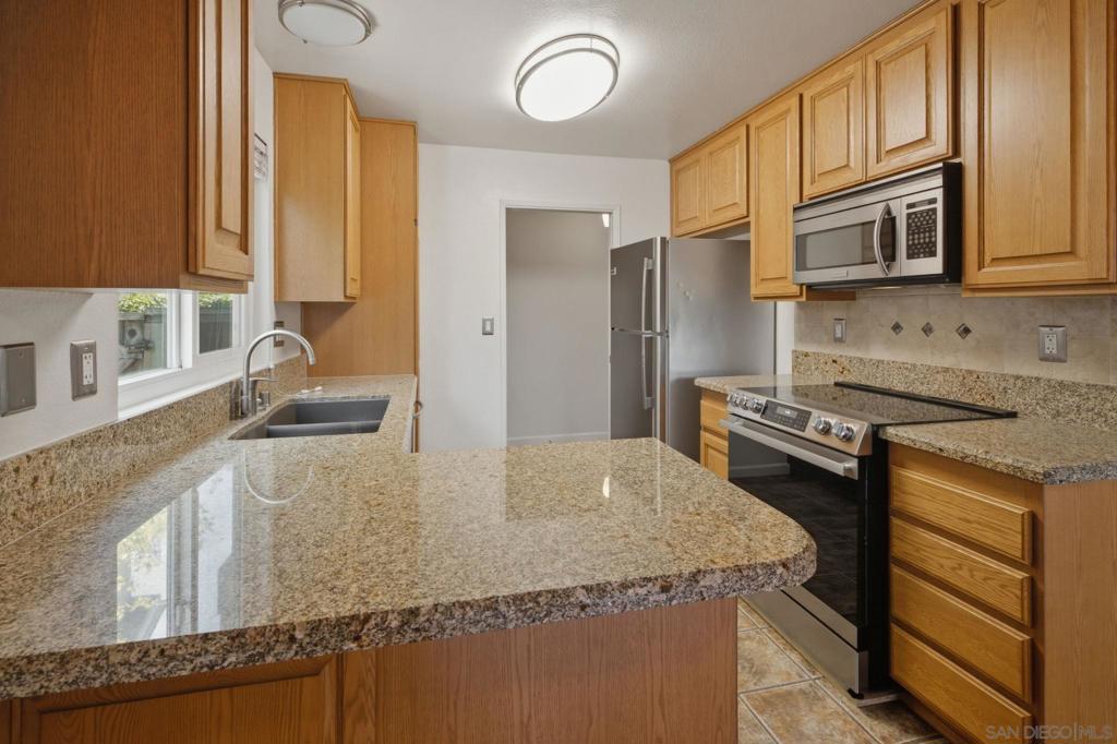 1612 Bridgeview Dr - photo 13