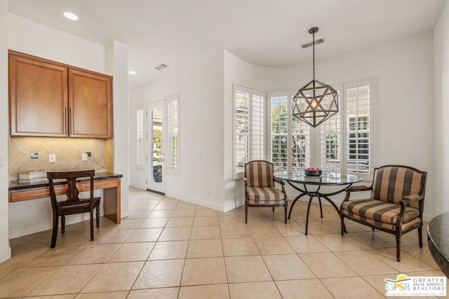 38 Calle Del Norte, Rancho Mirage CA: https://media.crmls.org/mediaz/16e02533-0e53-46c9-83b3-9b6256fd5242.jpg