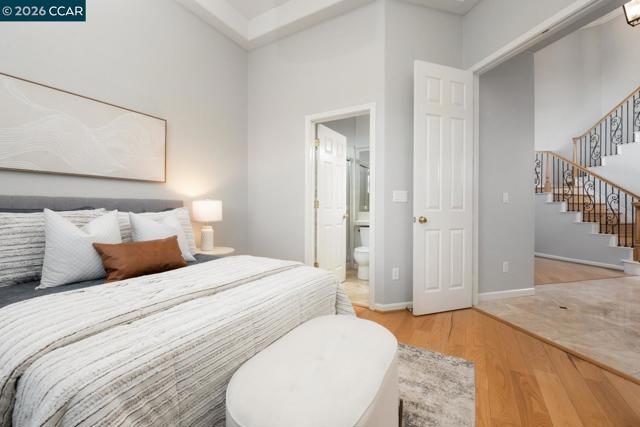 Image 6 of 60 For 5408 Oakstone Ct