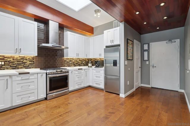 1780 Kettner Blvd, San Diego CA: https://media.crmls.org/mediaz/16e20d1f-ffdb-41b4-adc3-12c982683bde.jpg