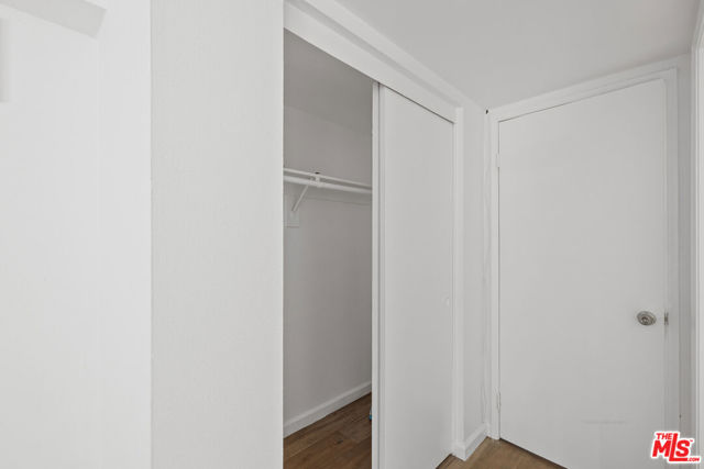 2700 Cahuenga Boulevard, Los Angeles CA: https://media.crmls.org/mediaz/16e288f3-835f-4947-a024-846b0417dd4d.jpg