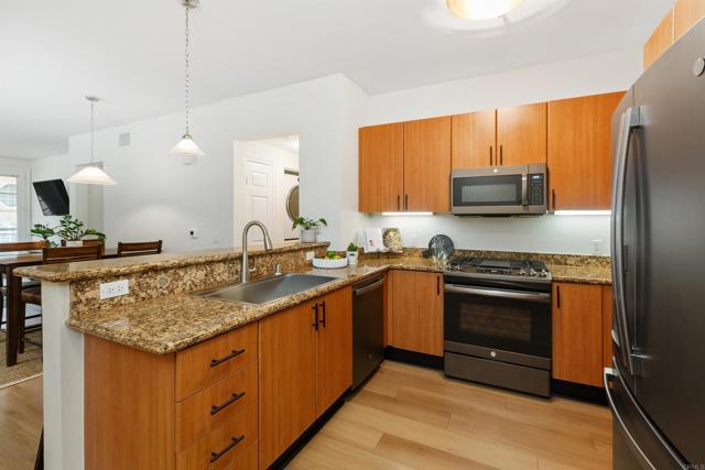 Detail Gallery Image 12 of 45 For 1465 C St. #3514,  San Diego,  CA 92101 - 2 Beds | 2 Baths