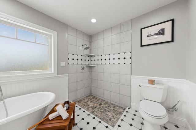 33501 Loma Chiquita Road, Los Gatos CA: https://media.crmls.org/mediaz/16e3515f-9e47-4bc5-84bd-c11dc60cf04c.jpg